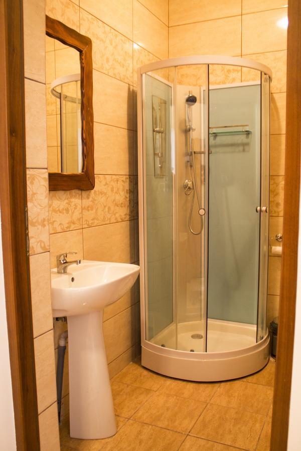 Cabana Barlogul Lupilor Villa Berevoesti Kültér fotó