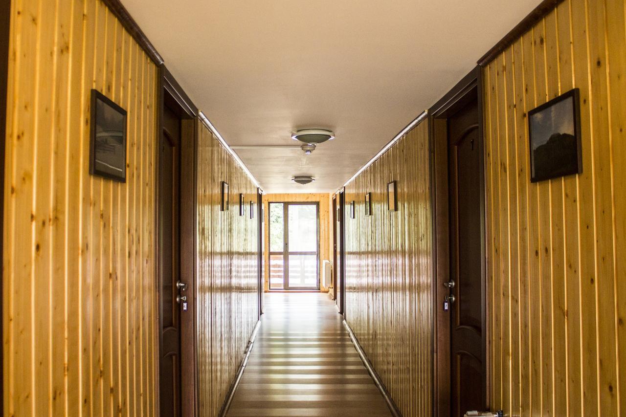 Cabana Barlogul Lupilor Villa Berevoesti Kültér fotó